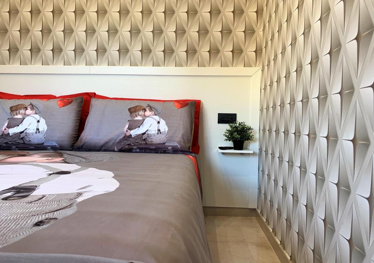 La Margherita Apartment Castellammare di Stabia Bagian luar foto